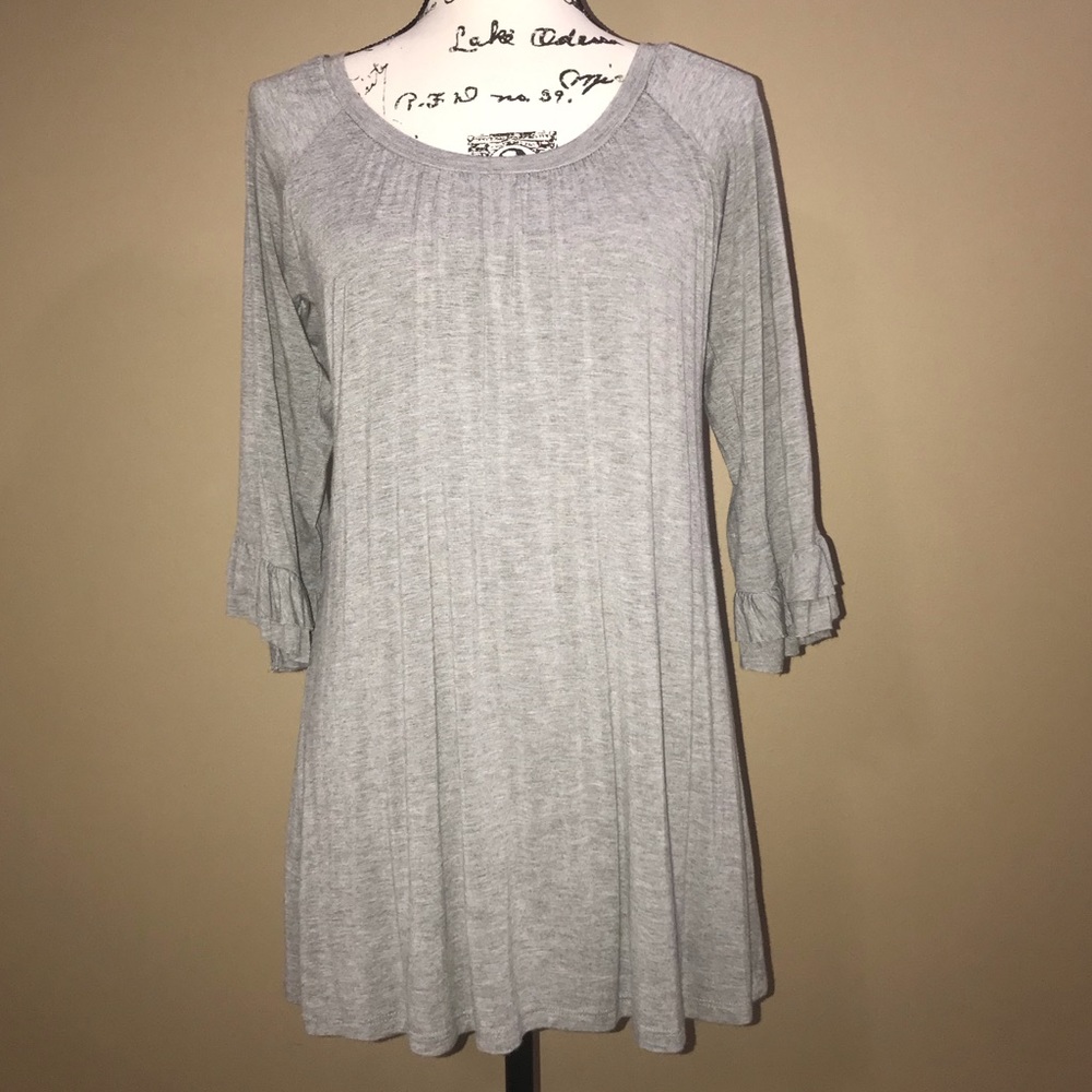 Cezanne | Ruffle Sleeve Gray Runic - Picture 4 of 9
